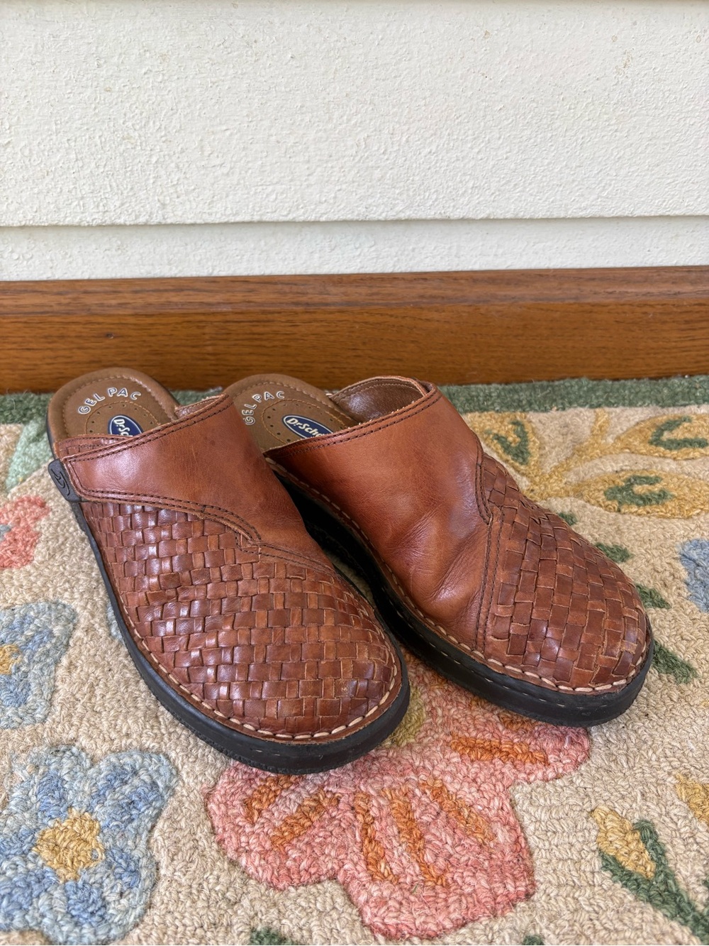 Vintage Dr. Scholl’s Brown Woven Leather Slip-On Clog